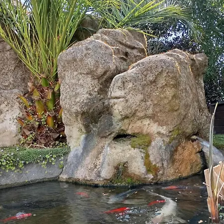 Au Rocher De Pascal Lit Mezzanine 蒙塔利韦莱班