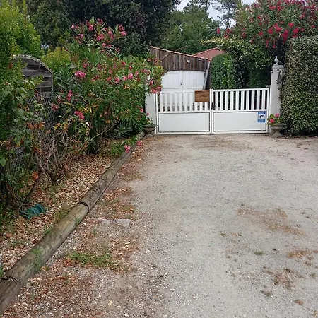 Au Rocher De Pascal Lit Mezzanine Dependance Bed & Breakfast