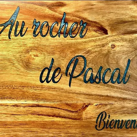 Au Rocher De Pascal Lit Mezzanine 住宿加早餐酒店 3*