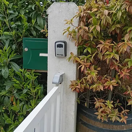 Au Rocher De Pascal Lit Mezzanine 蒙塔利韦莱班